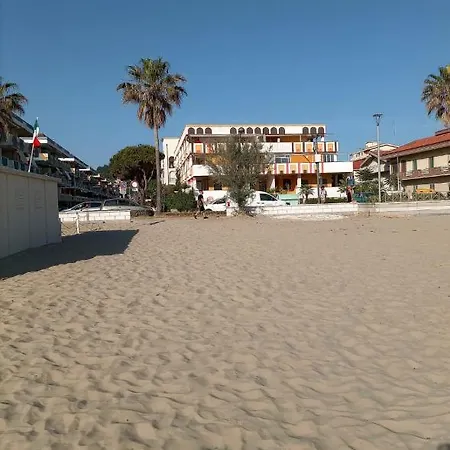 Casa Alma Del Mar * Монтесильвано